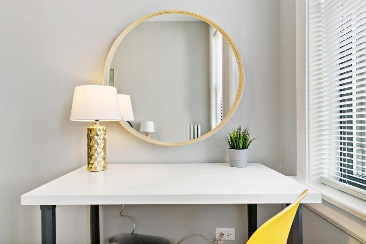 Elegant 1br Close To Shops - Belmont C2
