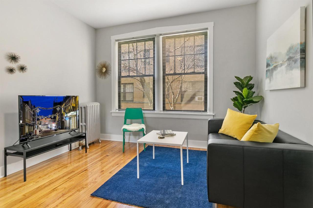Elegant 1br Close To Shops - Belmont C2 Apartment