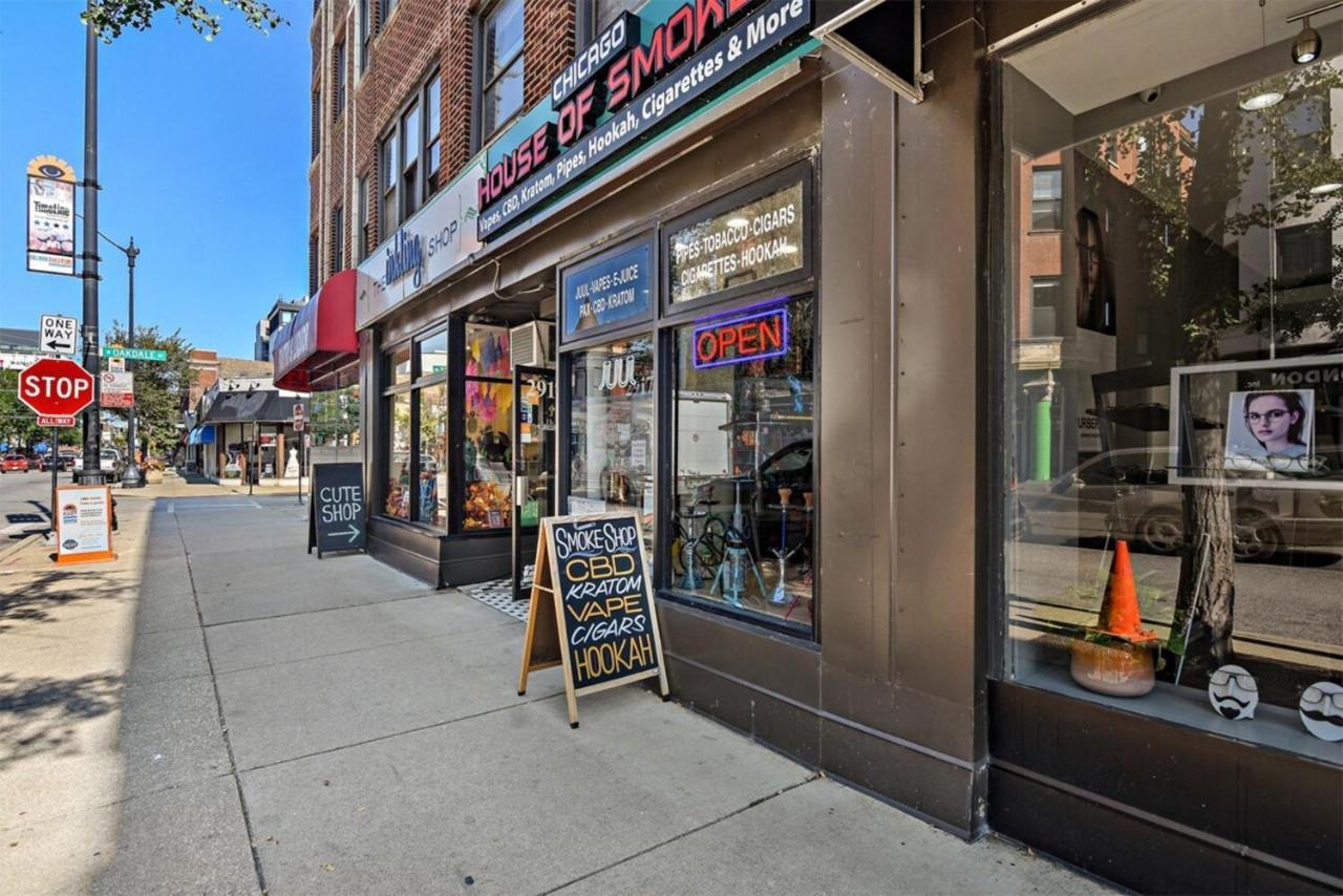 In Close To Boystown - Oakdale 514 & 413 Rep Apartment *