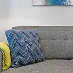 Cozy Studio Apt In Lakeview - Oakdale 203 Rep