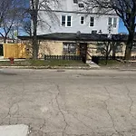 Central 1 Bedroom Apartment Easyparking Laundry