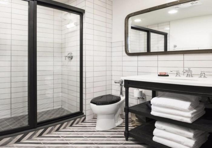 The Collection River North Hotel 3*
