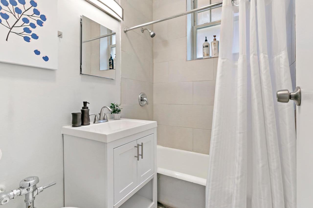 1br Intimate In Lakeview Close To Everything - Oakdale Sg Apartment *