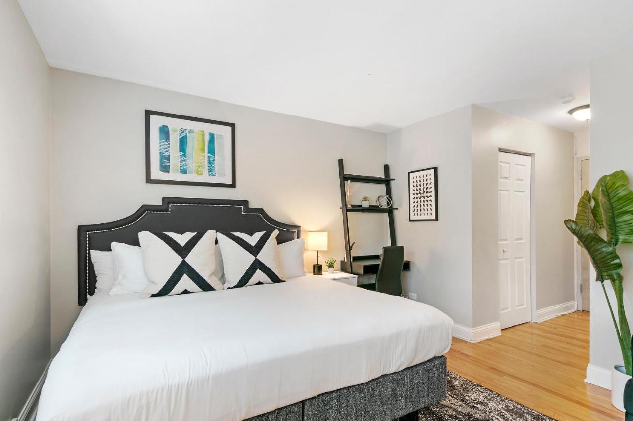 Cozy & Well-equipped In Lakeview - Oakdale 412 Apartment