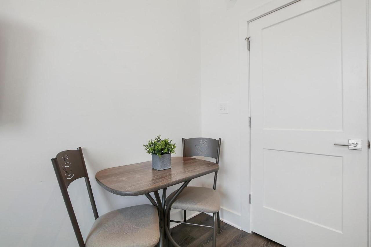 Modish Uptown In - Wilson 417 Apartment