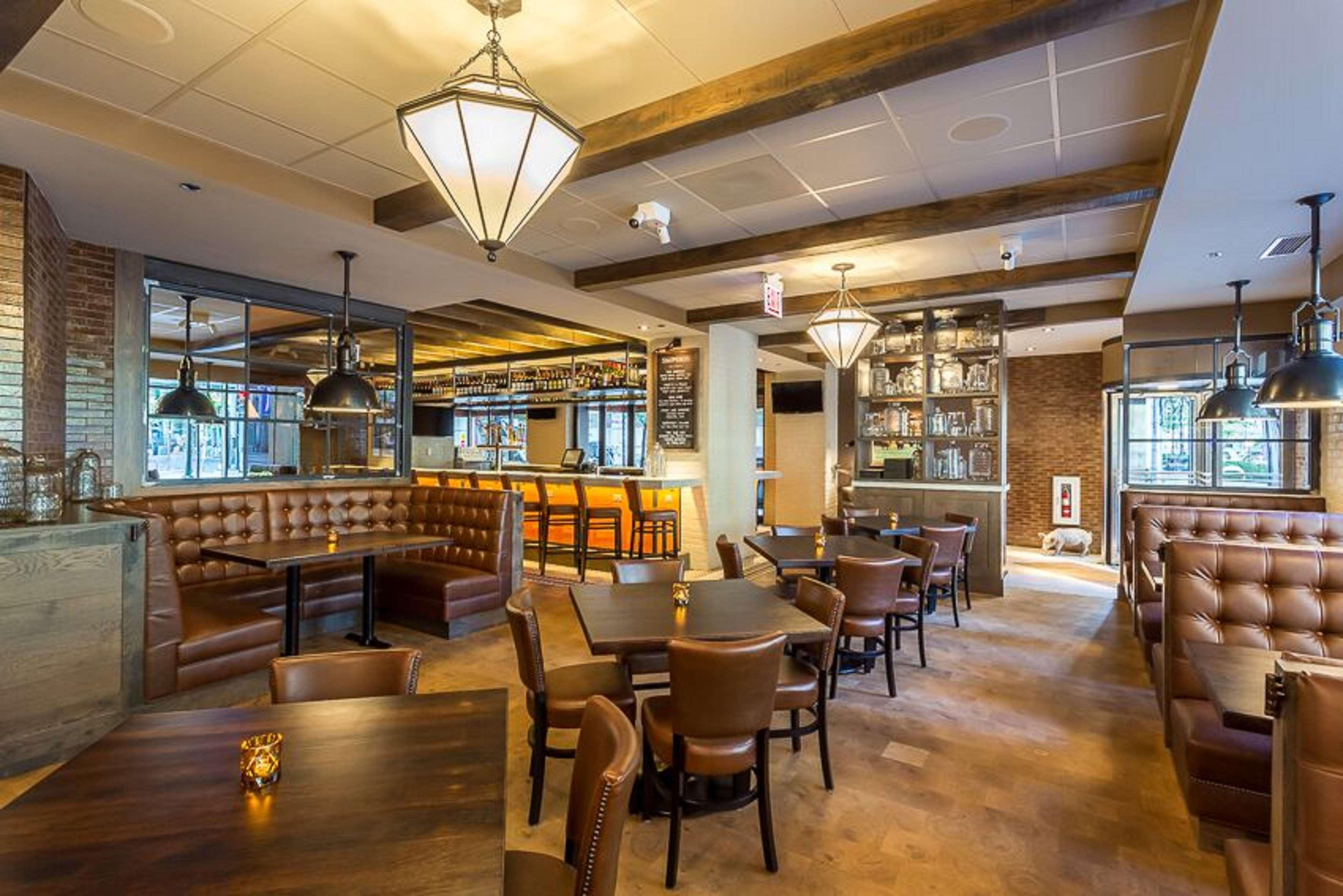 Hotel Homewood By Hilton Downtown - Magnificent Mile 3*