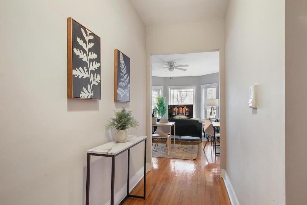 3br Inviting With In-unit Washer & Dryer - Touhy 3n Chicago