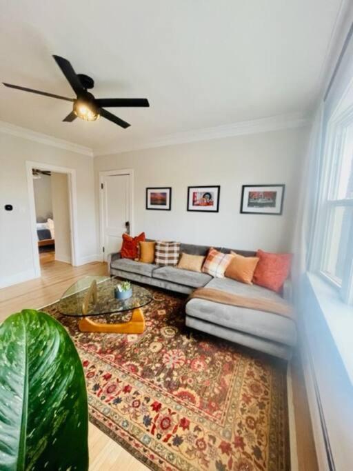 Apartment Beautiful 2bd 1ba Chicago