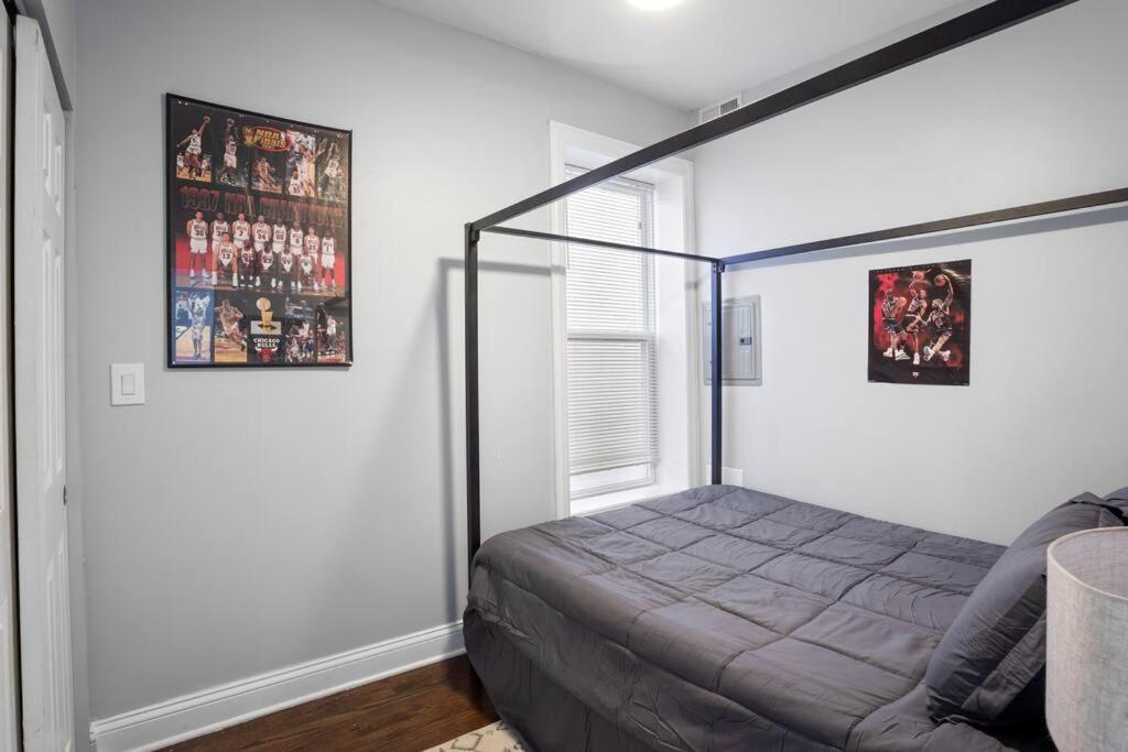 Game Day Getaway - 3br In Vibrant Wrigleyville Apartment Chicago