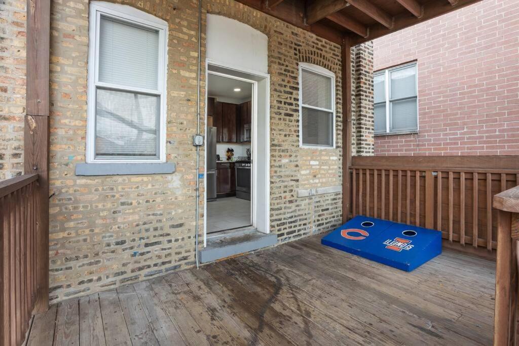 Apartment Game Day Getaway - 3br In Vibrant Wrigleyville Chicago