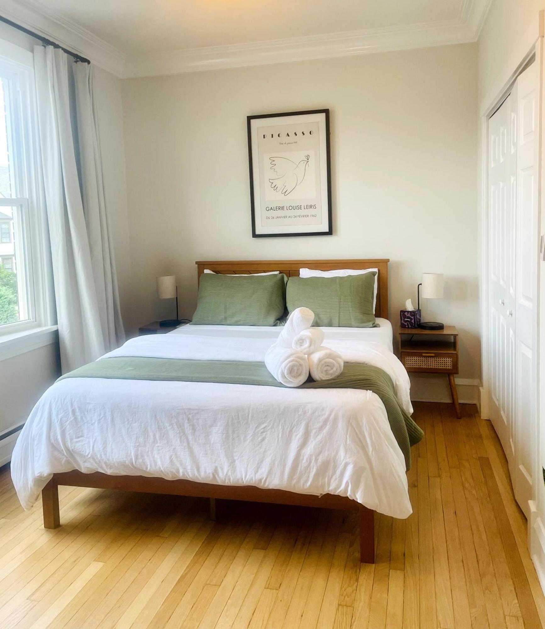 Beautiful 2bd 1ba Apartment