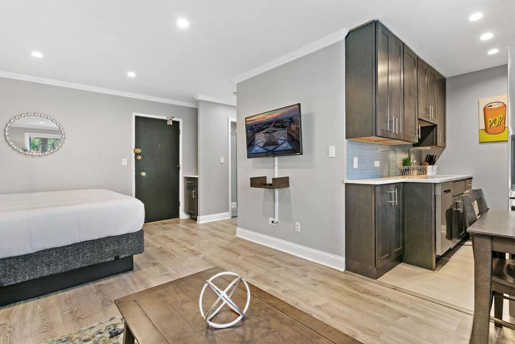 Cozy In Lakeview - Oakdale 203 Rep Apartment *