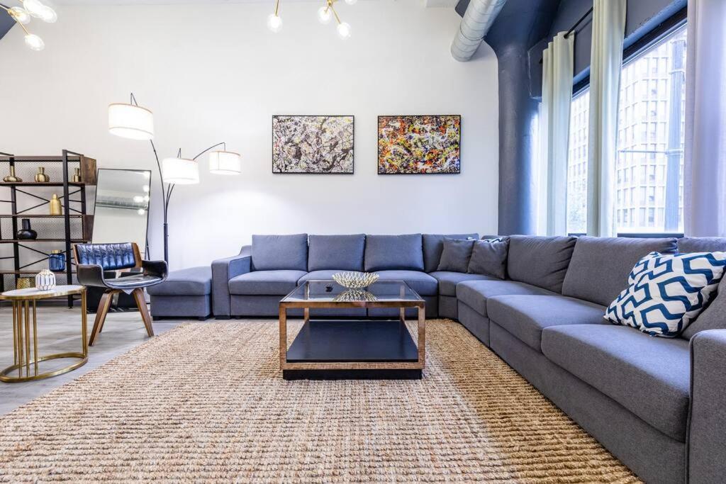 Mccormick 6b/3ba Luxury For Groups/12 Guests With Optional Parking * Chicago