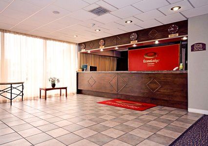 Days Melrose Park/o'hare South Apartment