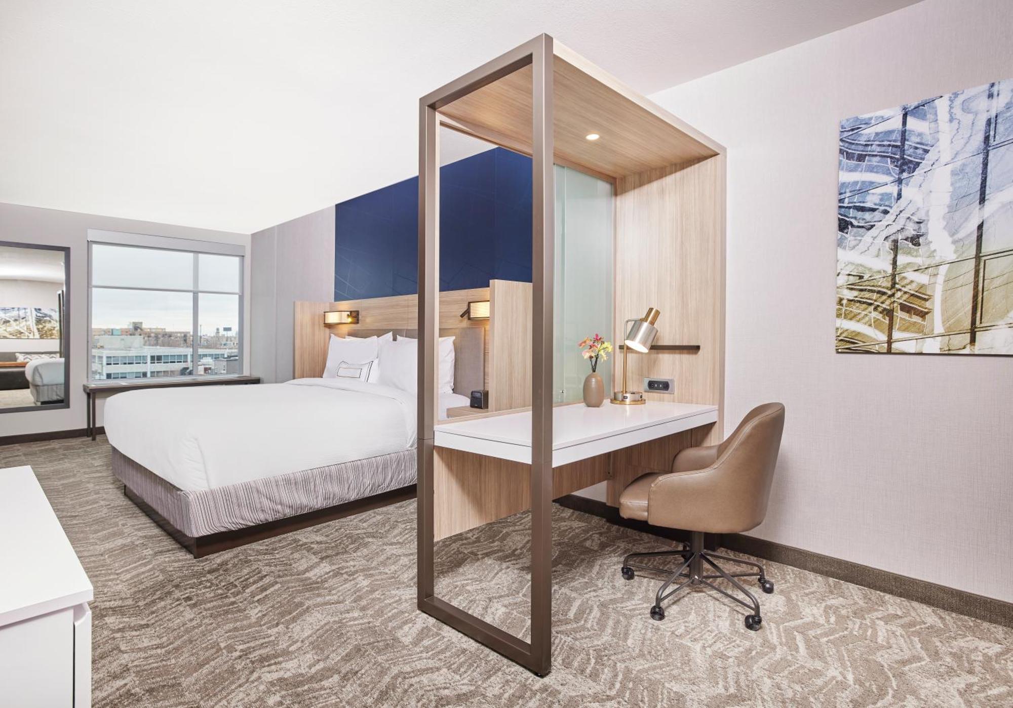 Springhill By Marriott Chinatown Hotel 3*