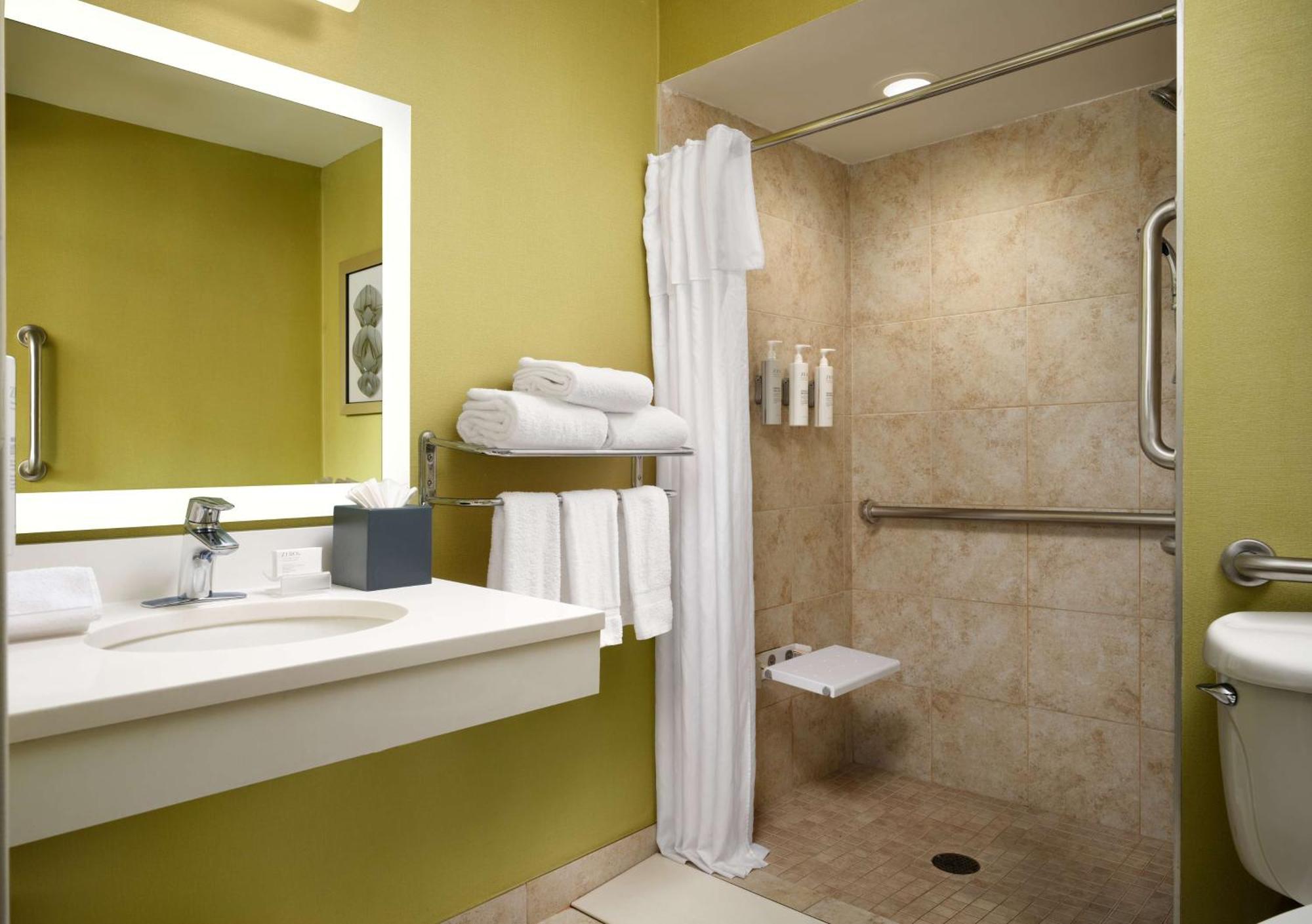 Homewood By Hilton Downtown - Magnificent Mile Hotel