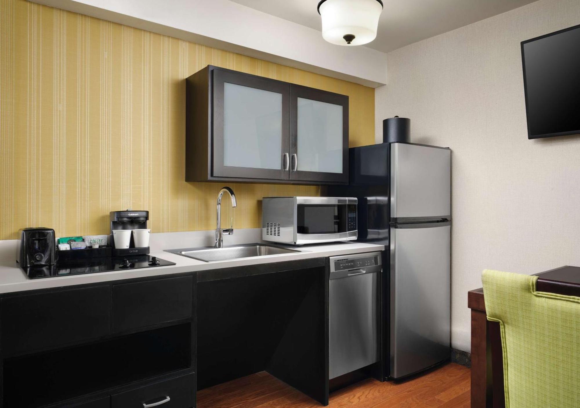 Homewood By Hilton Downtown - Magnificent Mile Hotel 3*