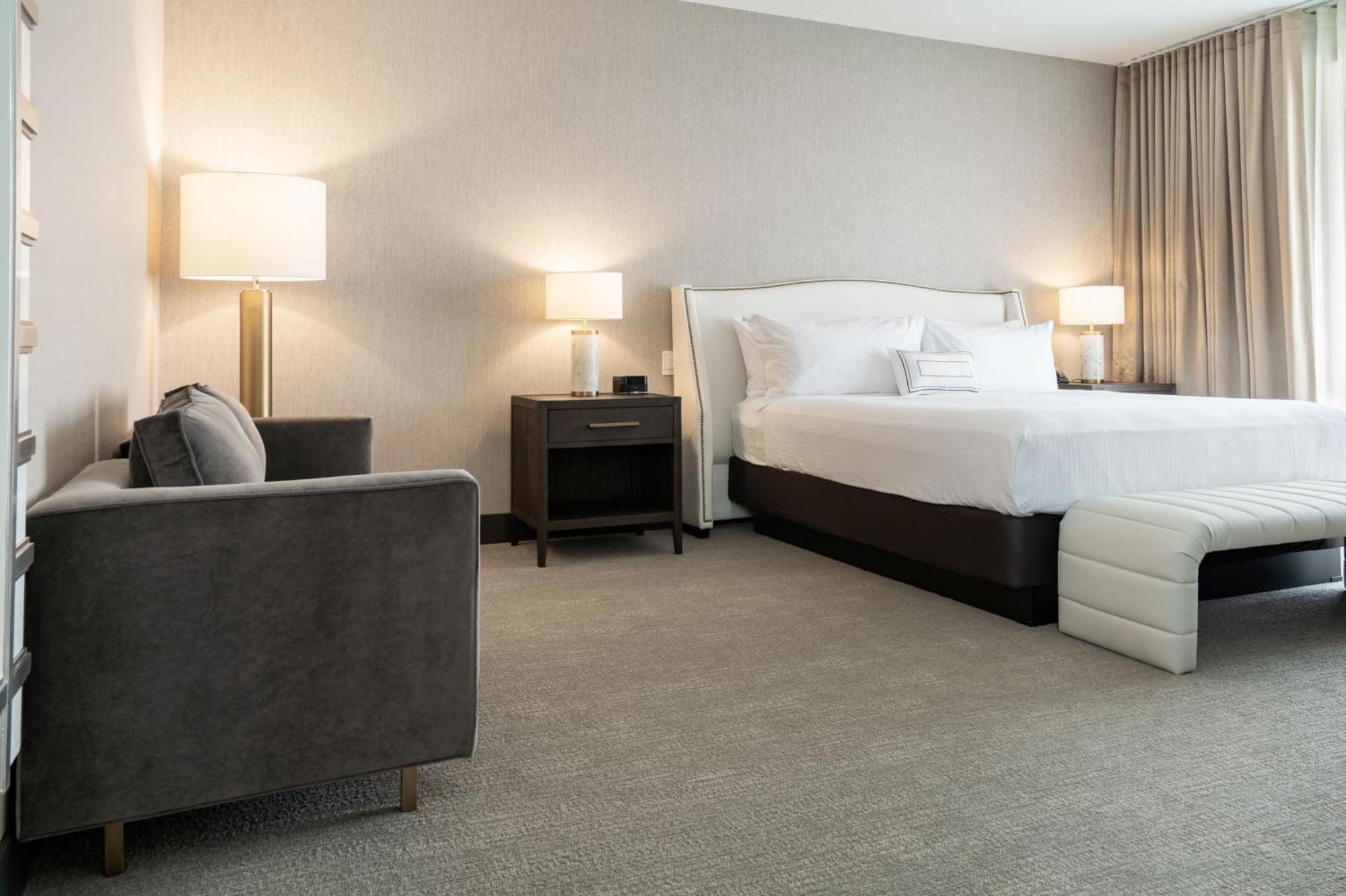 Springhill By Marriott Chinatown Hotel