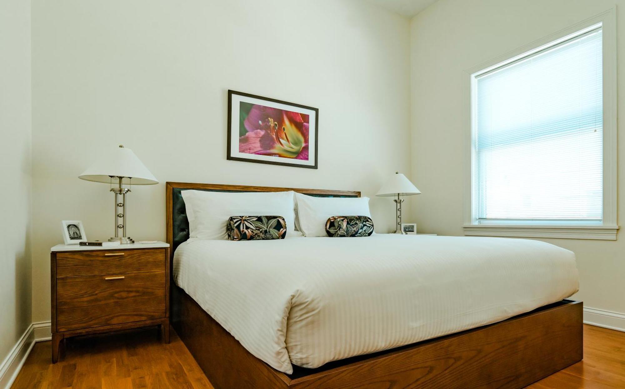 The 4* Chicago