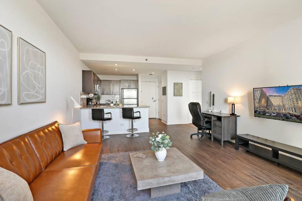 1br Chic & Elite Apt In Hyde Park - Shoreland 714 Apartment
