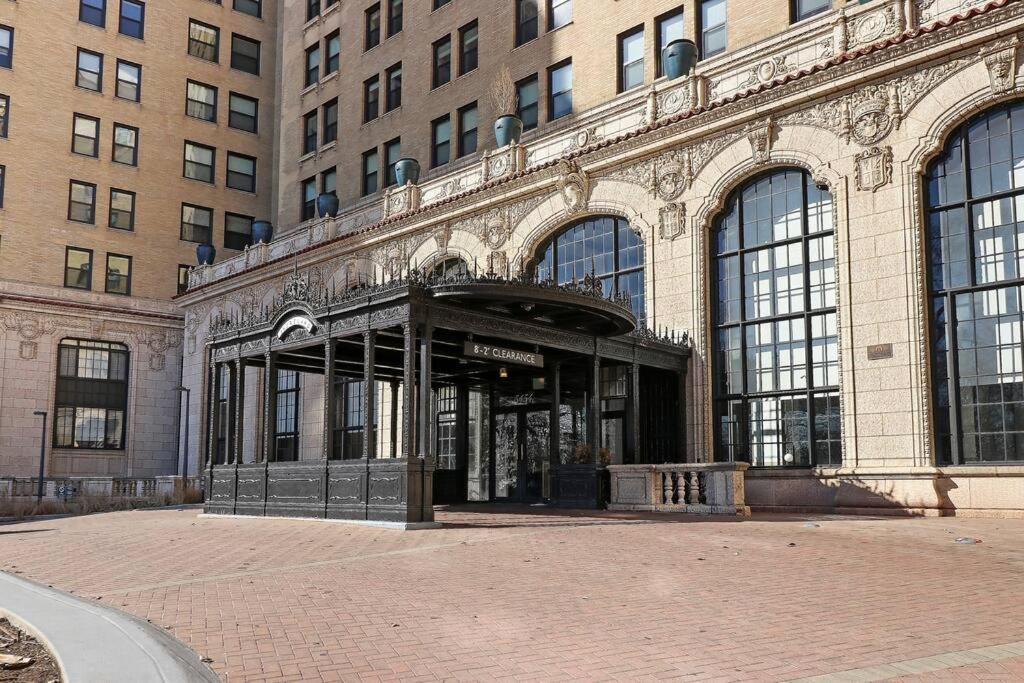 Apartment 1br Chic & Elite Apt In Hyde Park - Shoreland 714 *