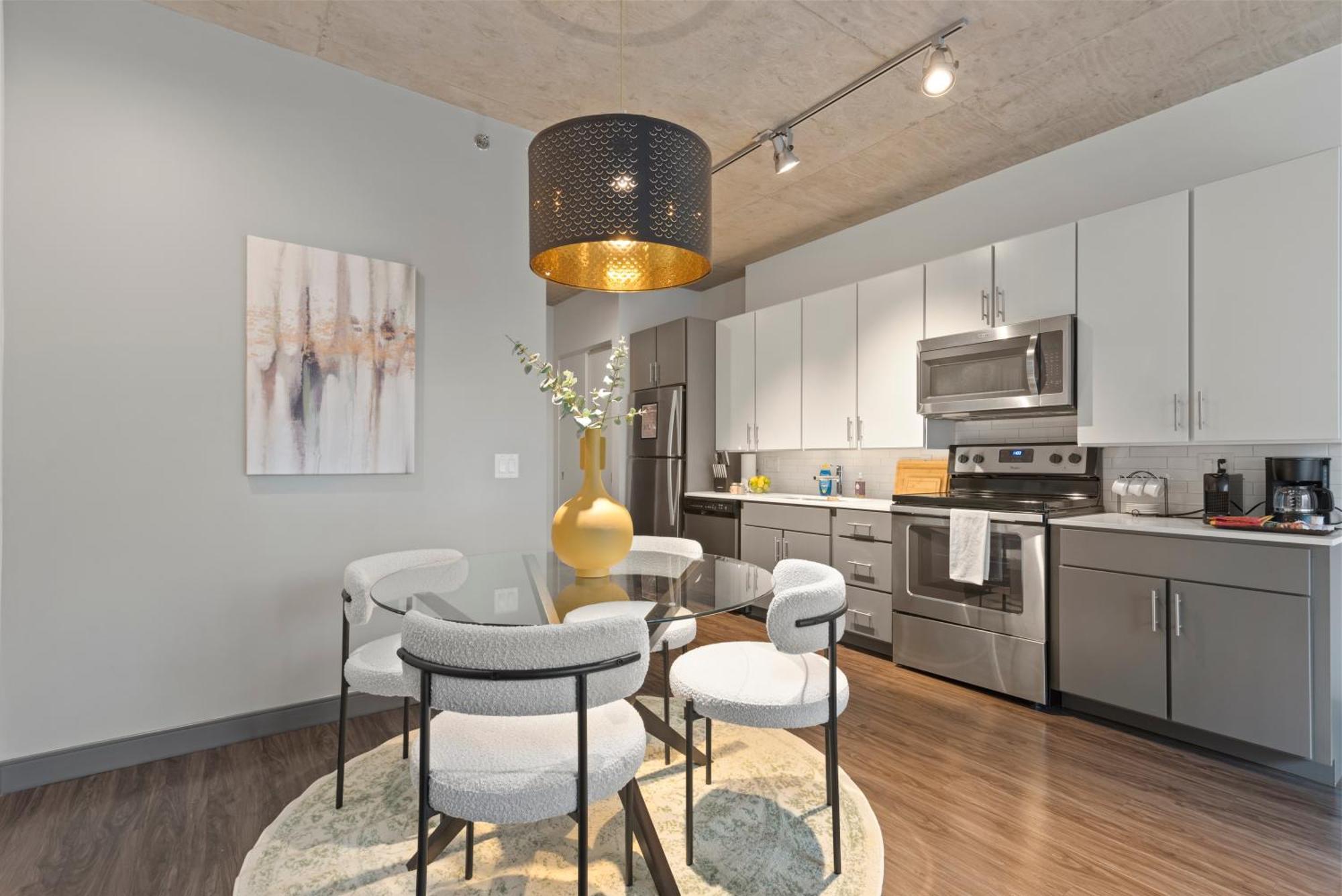 Apartment Linea Luxury Living With Indoor Pool And Rooftop Views In The Loop *
