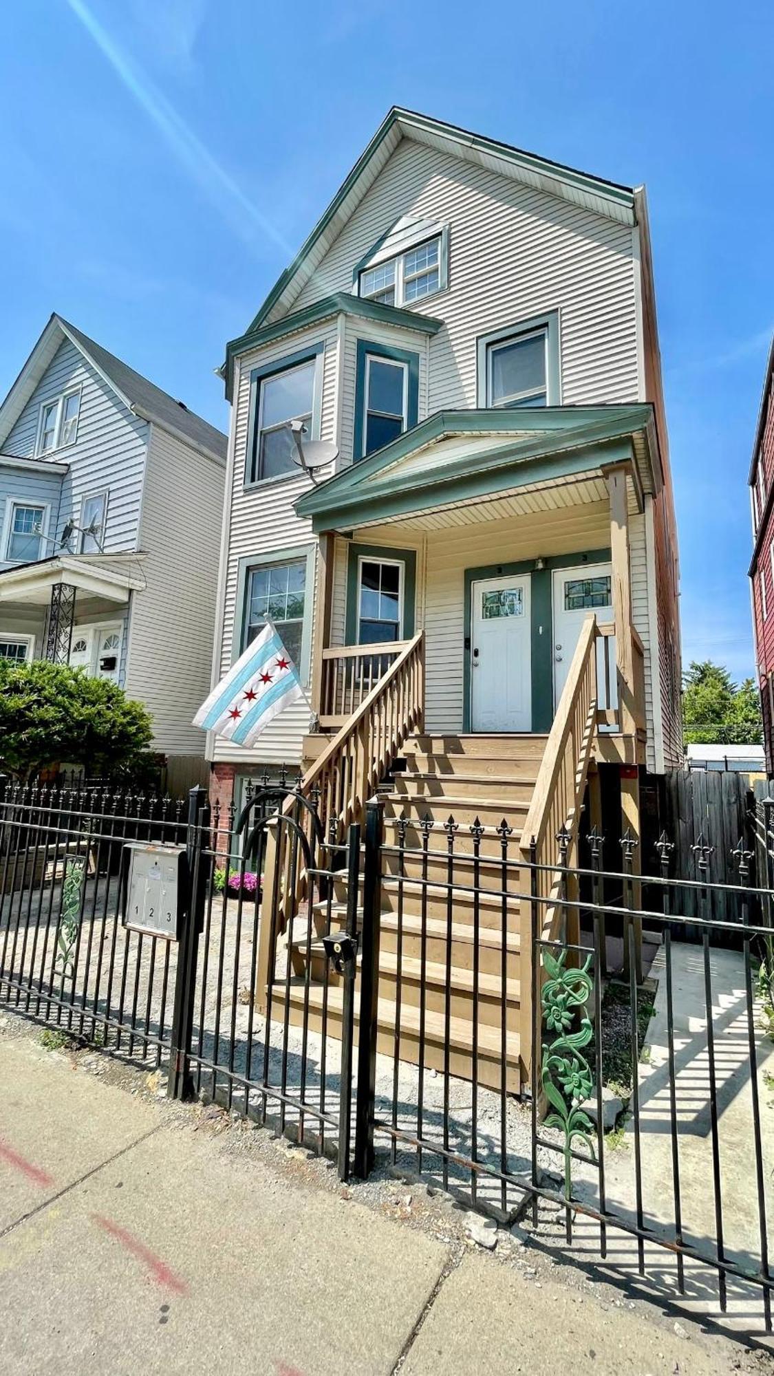 Stylish & Bright Gem Overlooks Lovely Park With Great Amenities Apartment Chicago