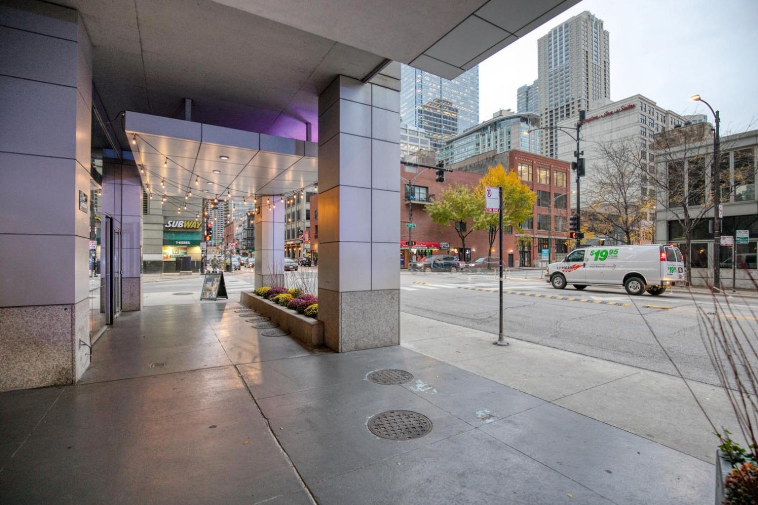 Blueground River North Gym Pool Wd Doorman Chi-1095 Apartment *
