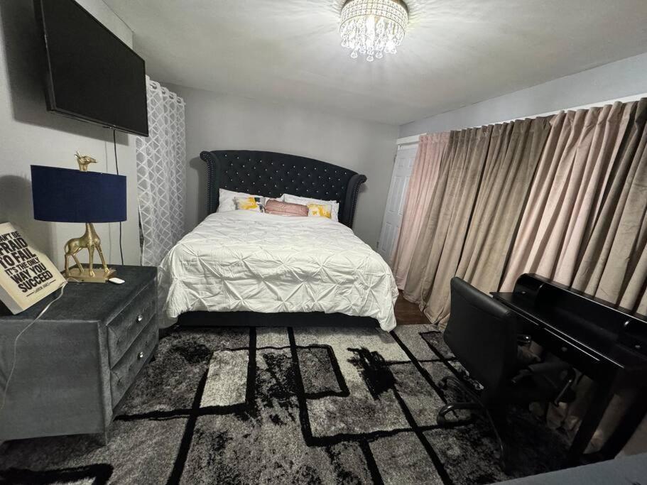 Villa Hamaline Luxury & Tranquil Chicago