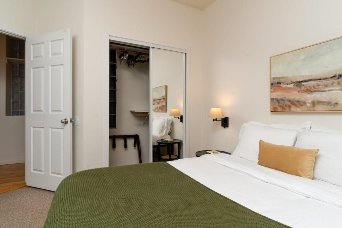 Flexhome Wicker Park 2br P2 Apartment *