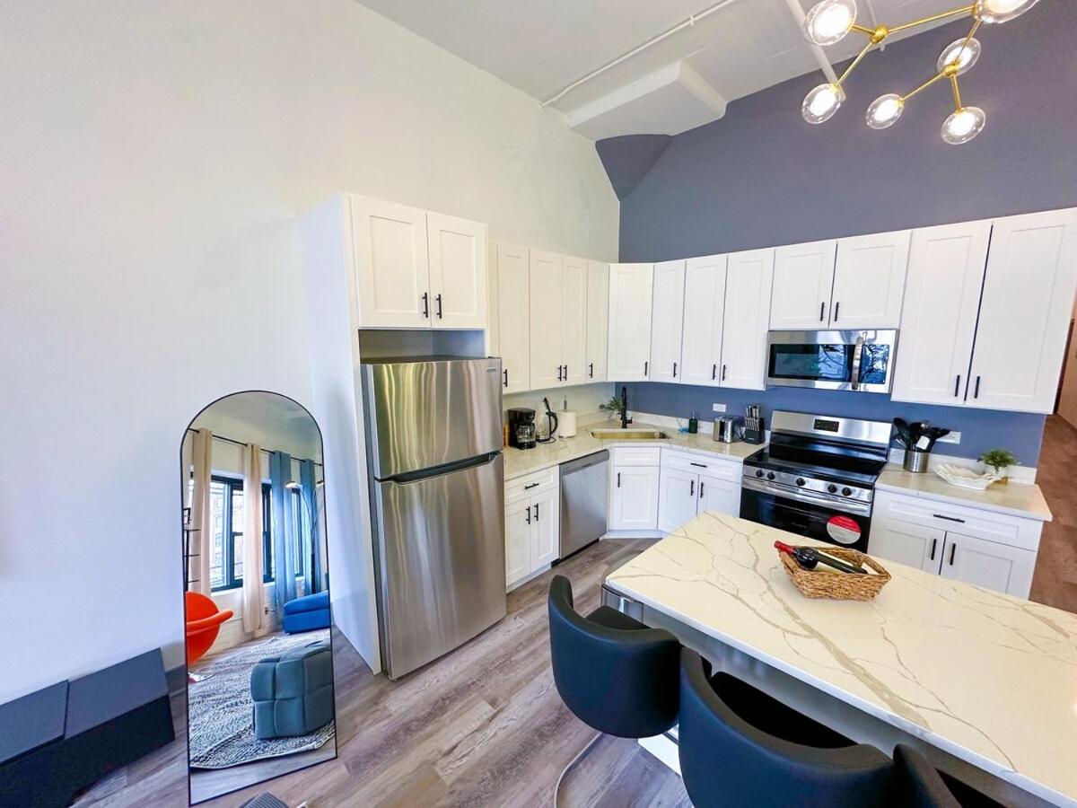 Mccormick 6b 4ba Luxury For Groups 12 Guests Apartment Chicago