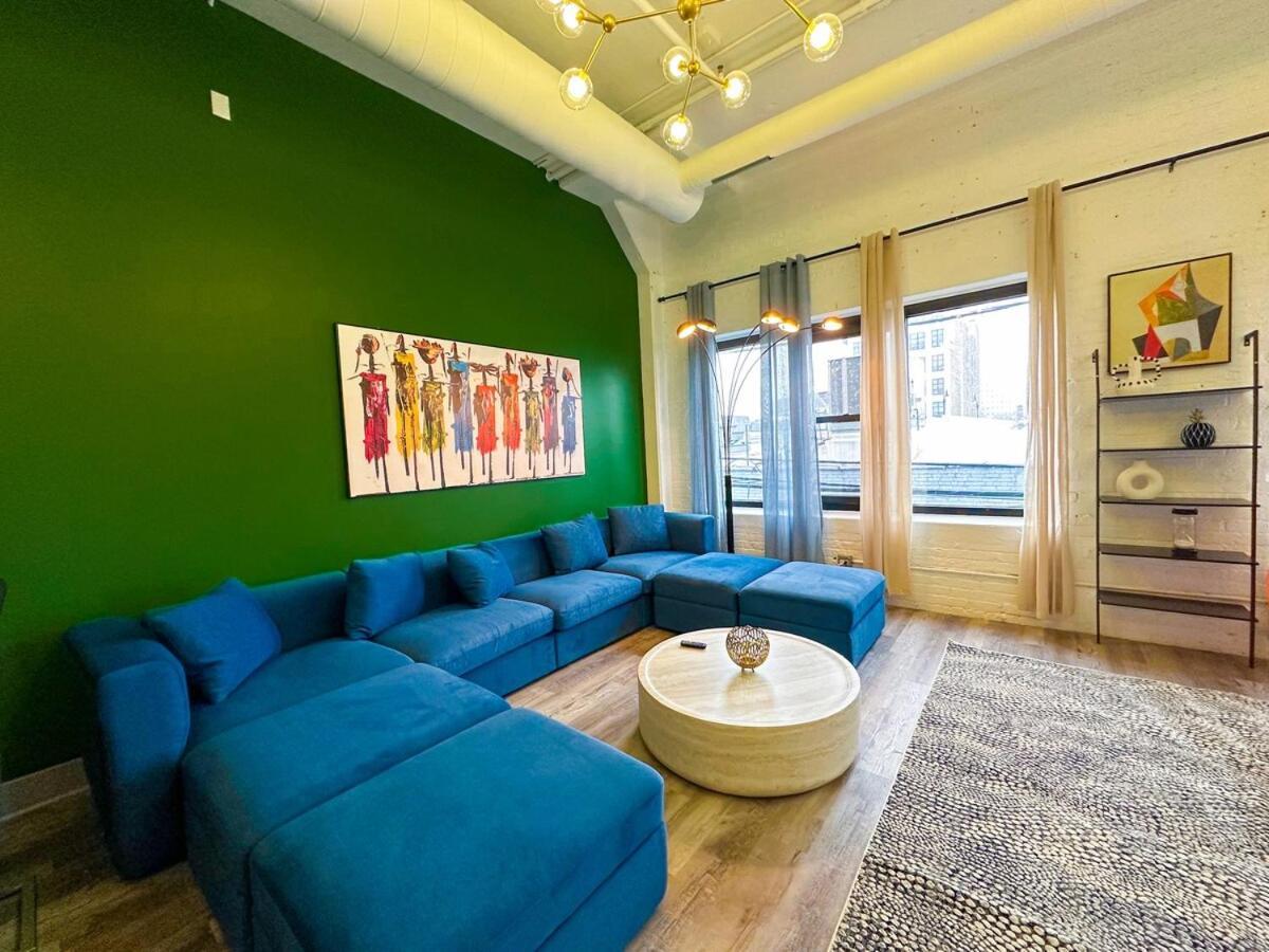 Mccormick 6b 4ba Luxury For Groups 12 Guests Chicago