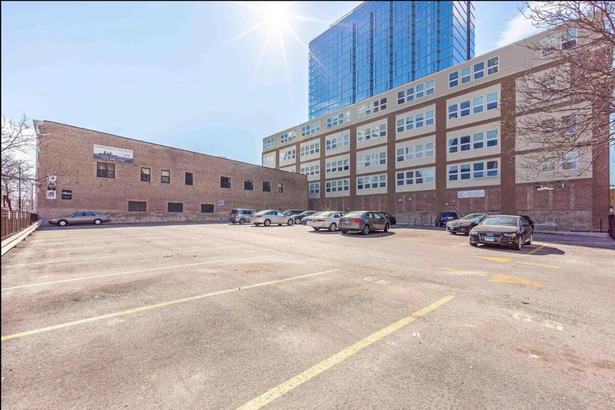 Mccormick 6b 4ba Luxury For Groups 12 Guests Chicago