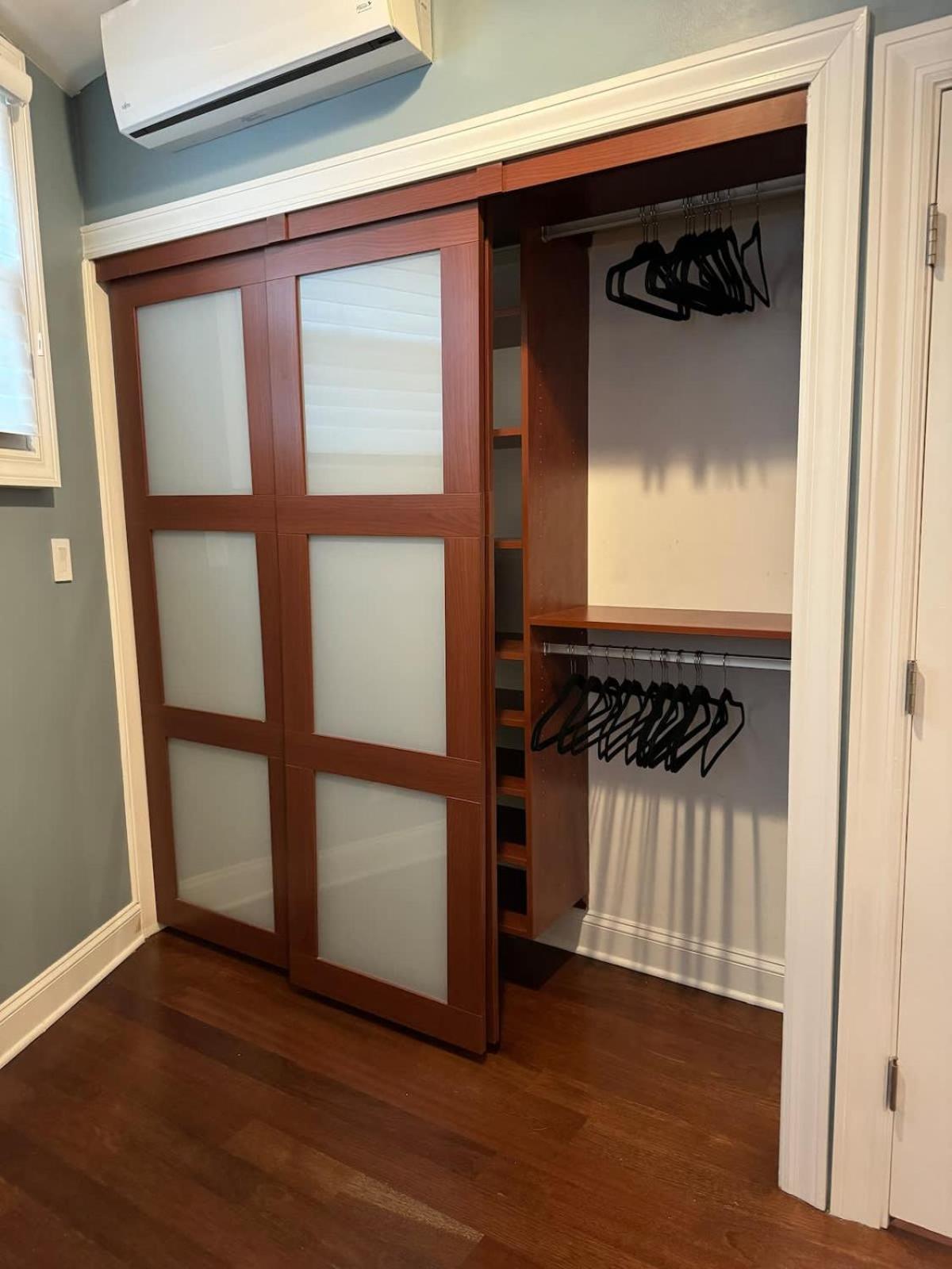 3-story Townhome Free Parking Private Patio Washer-dryer * Chicago