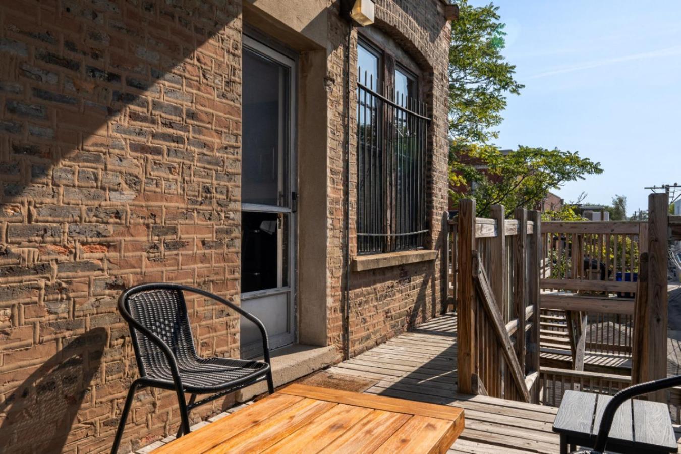 Flexhome Ukrainian Village 2br D2 * Chicago
