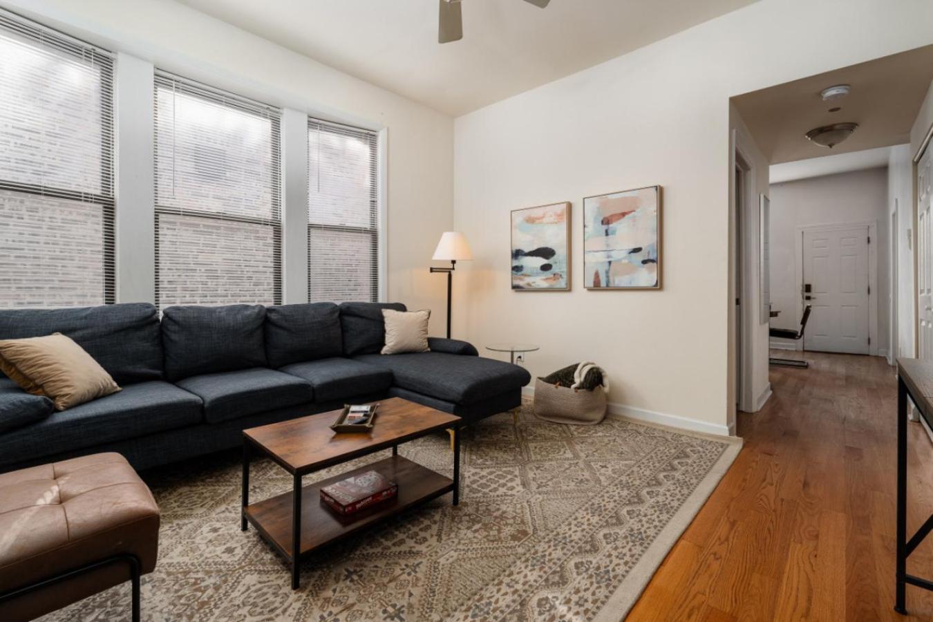 Flexhome Ukrainian Village 2br D2 * Chicago