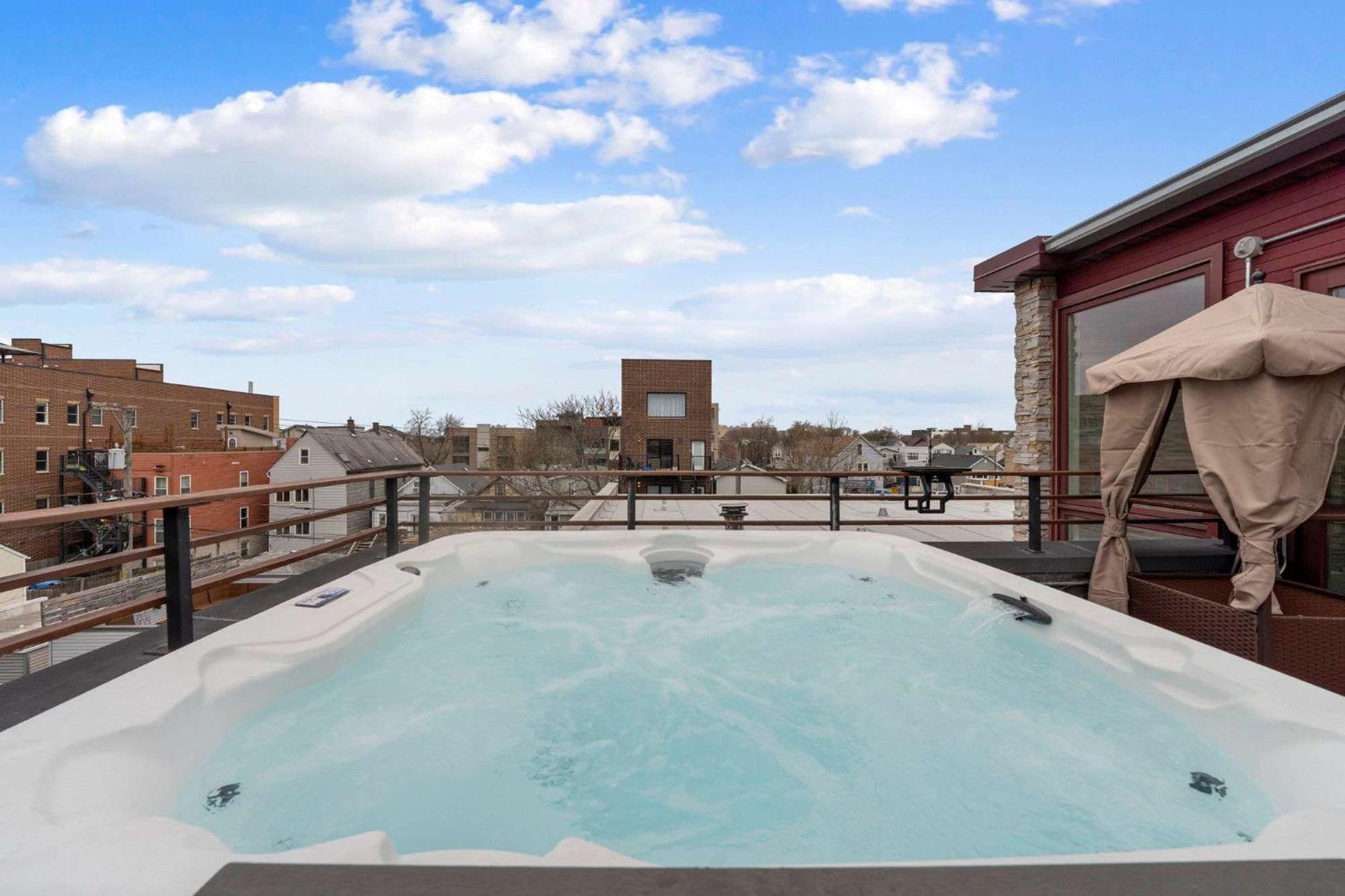 5br 5ba Architectural Estate-theatre Gym Rooftop