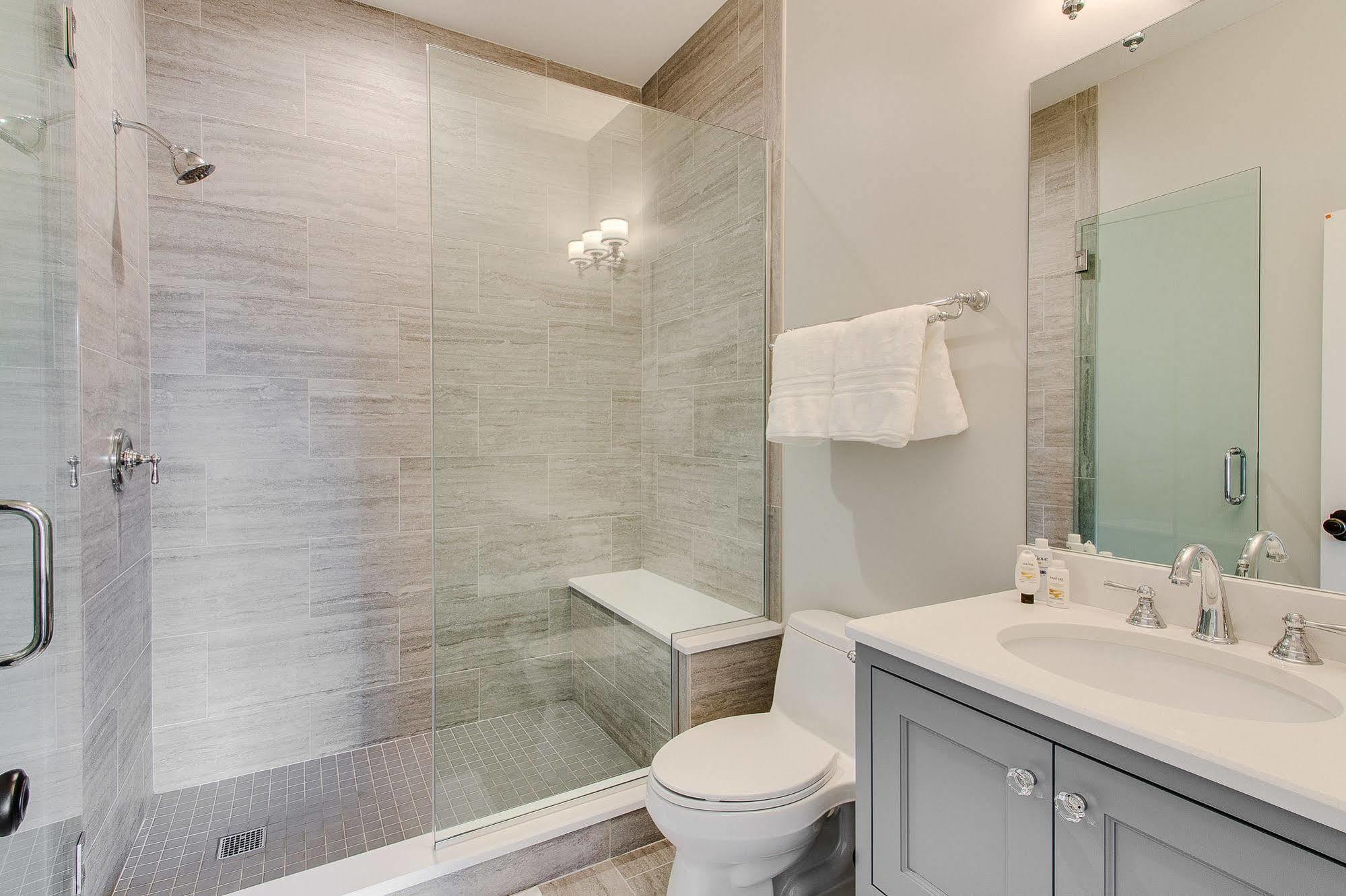 The Sono Bed & Breakfast Chicago