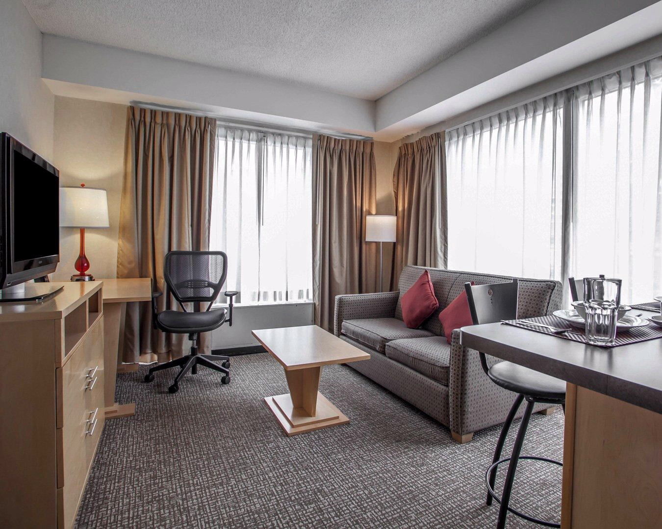 Comfort Michigan Avenue Hotel