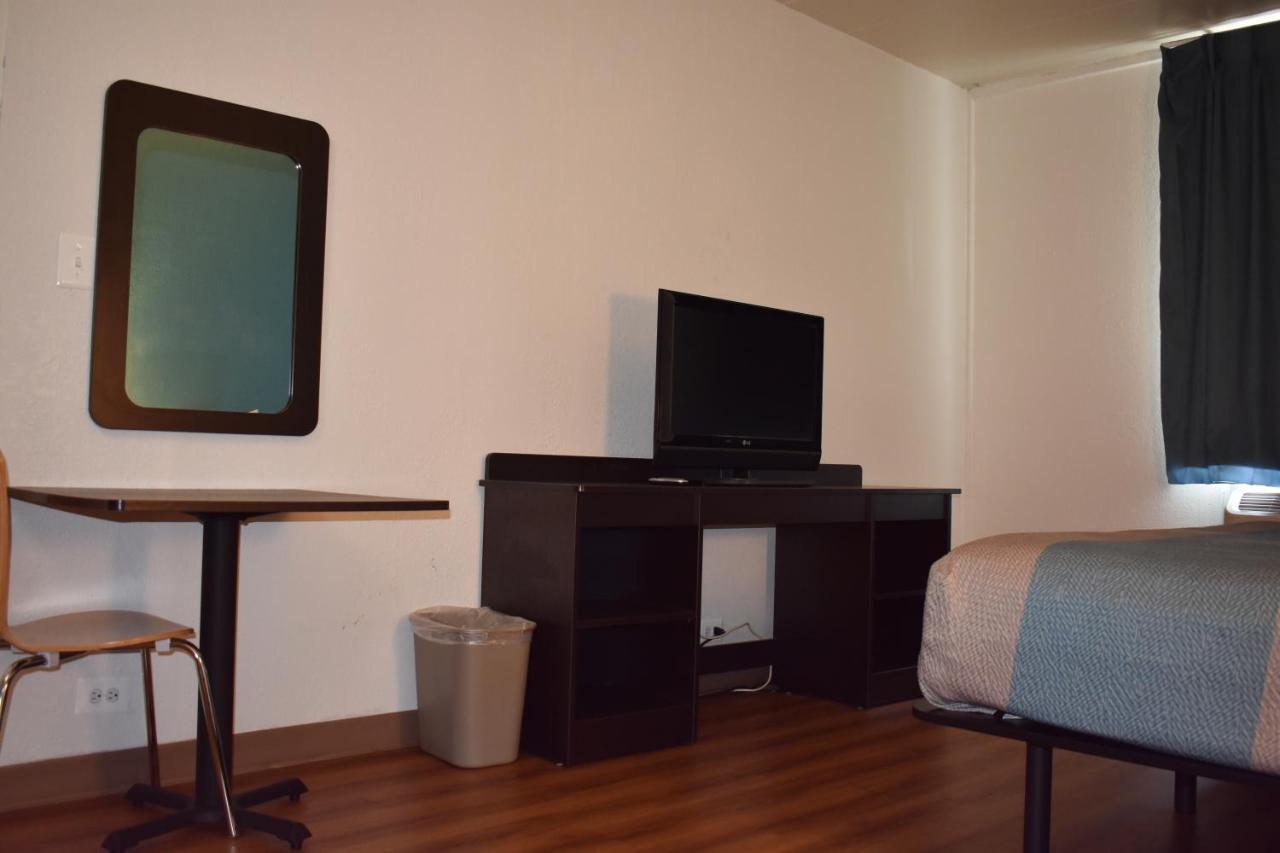 Apartment Days Melrose Park/o'hare South
