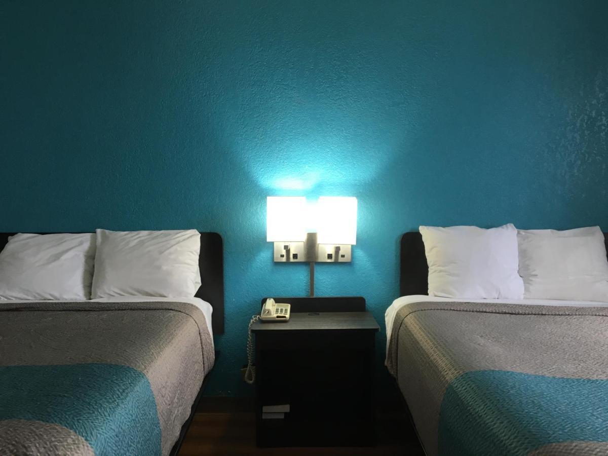 Days Melrose Park/o'hare South Apartment *