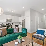 2Br Minimalist Apt In Logan Sq Near Train & Stores - Milwaukee 2