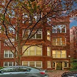 Spacious 4Br Apt In Historic Hyde Park Near Beach