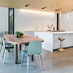 W Loop Studio W Deck Pool Gym 3 Blocks To L Chi-643
