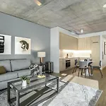 Landing At Logan Apartments - Studio In Logan Square