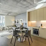 Landing At Logan Apartments - Studio In Logan Square