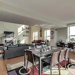 The Penthouse At Grand Plaza