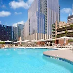 Doubletree By Hilton Chicago Magnificent Mile