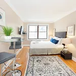 Classic Studio In Gold Coast By Sonder