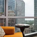 Thewit Chicago By Suiteness